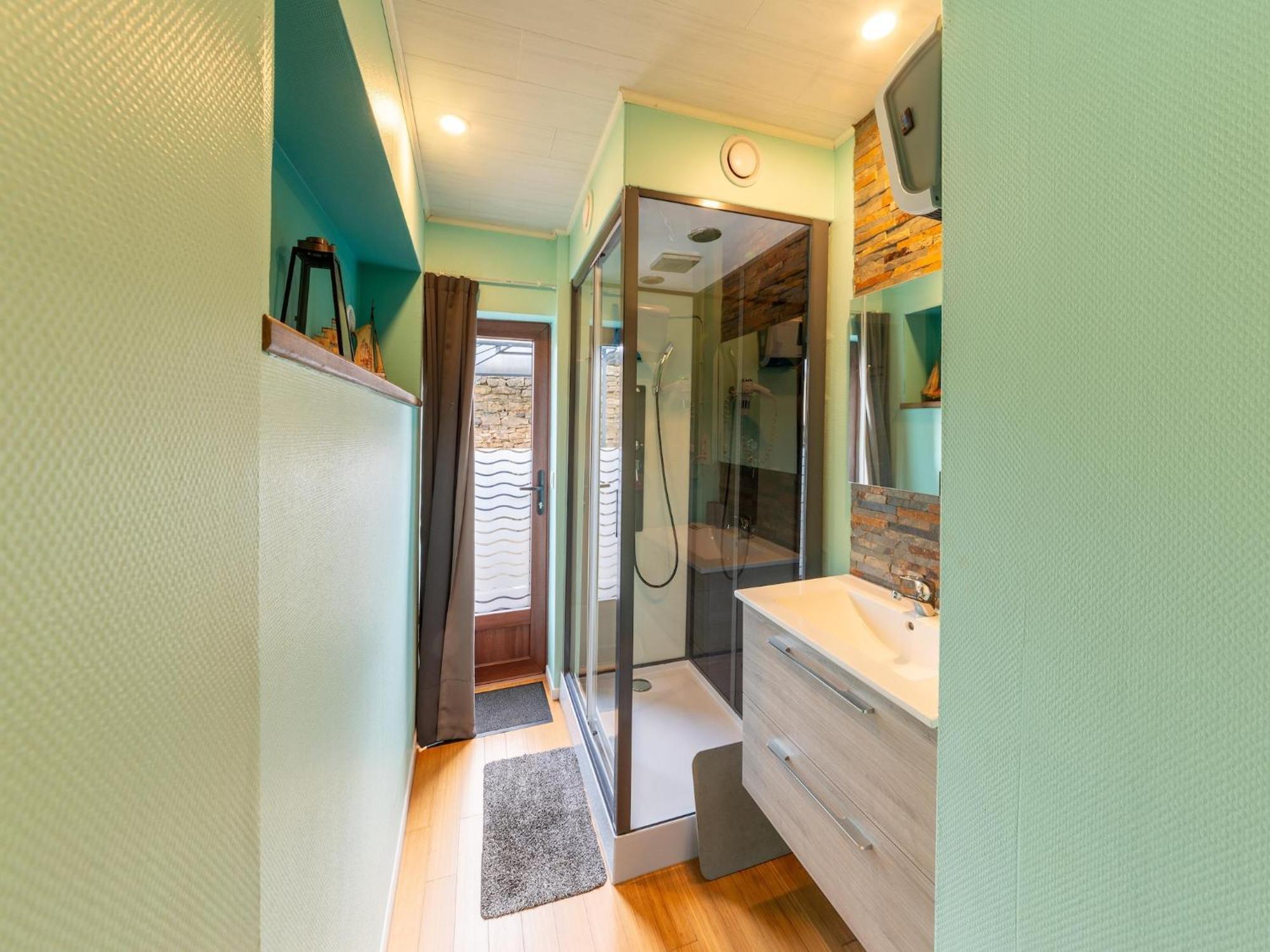 Holiday Home With Bubble Bath 夫洛朗维耶 外观 照片